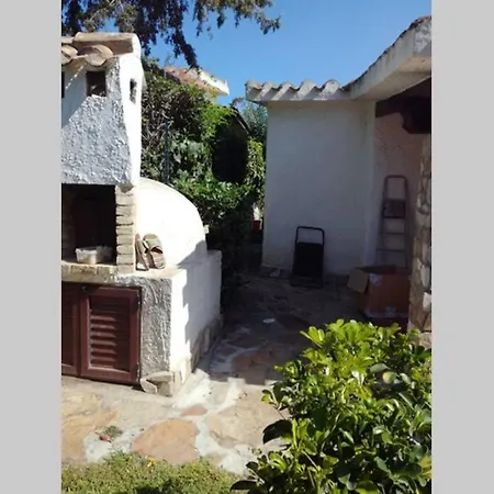 And Garden, 10 Min From *