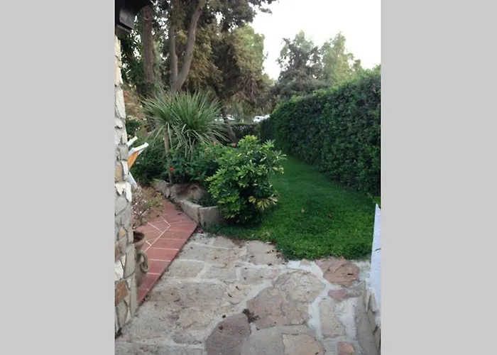 别墅 And Garden, 10 Min From